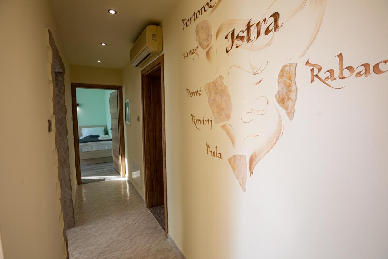 Adriatic Bay Apartments Порторож Экстерьер фото