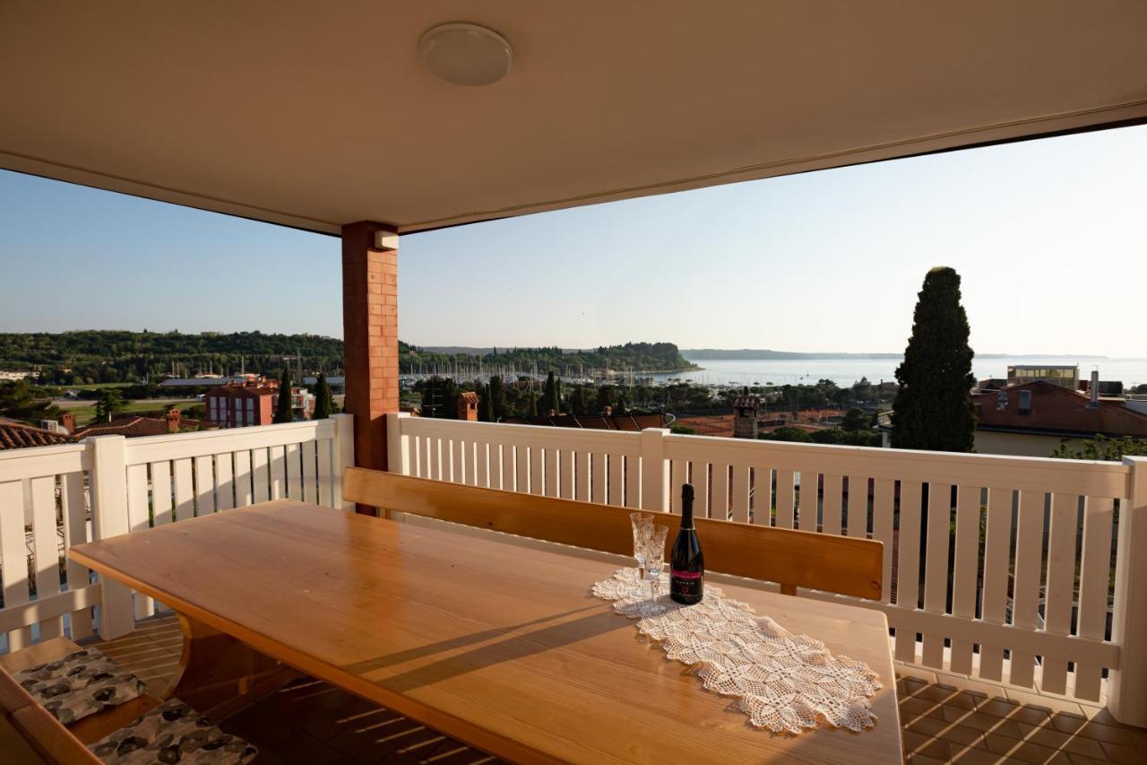 Adriatic Bay Apartments Порторож Экстерьер фото