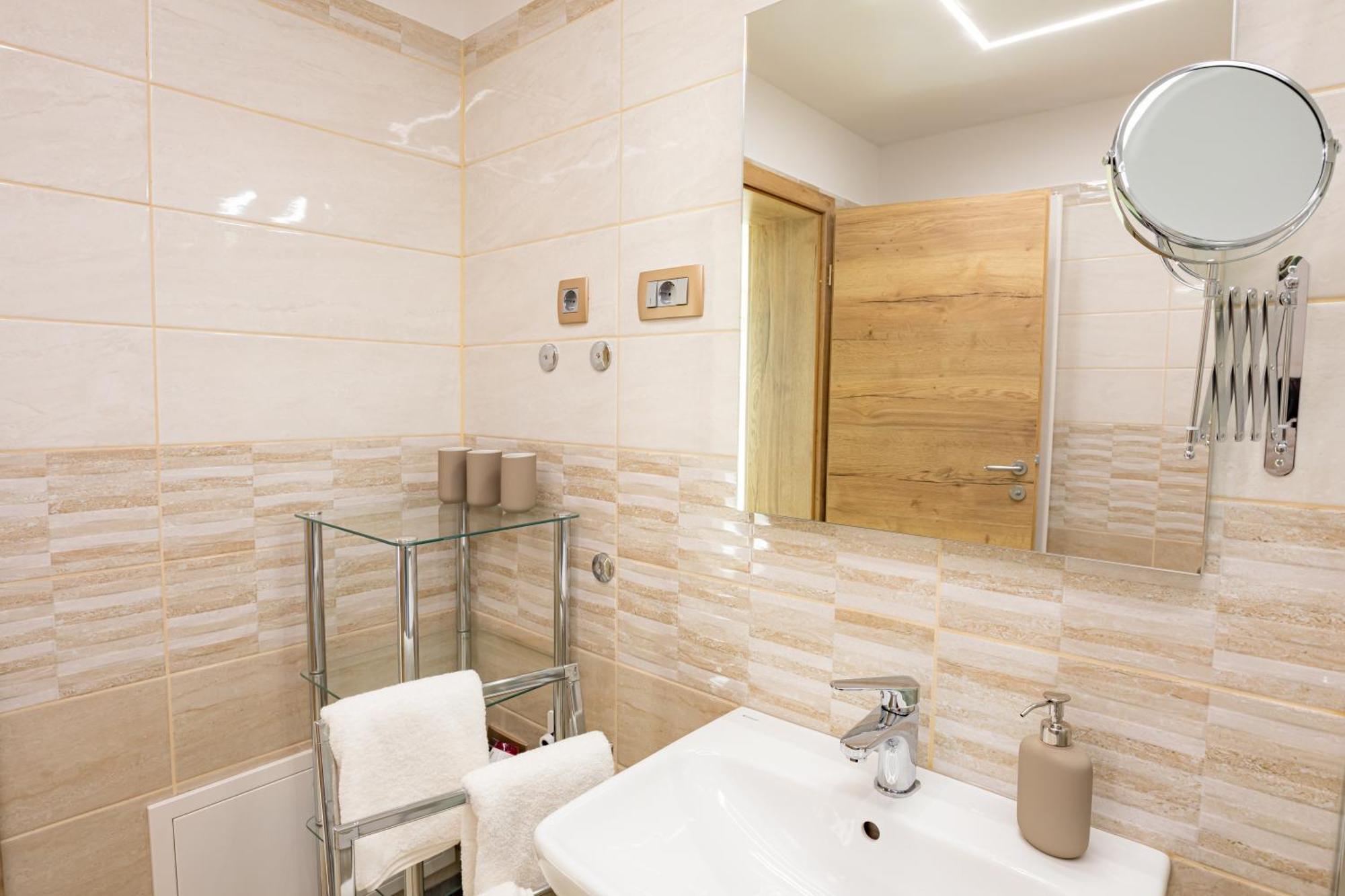Adriatic Bay Apartments Порторож Номер фото