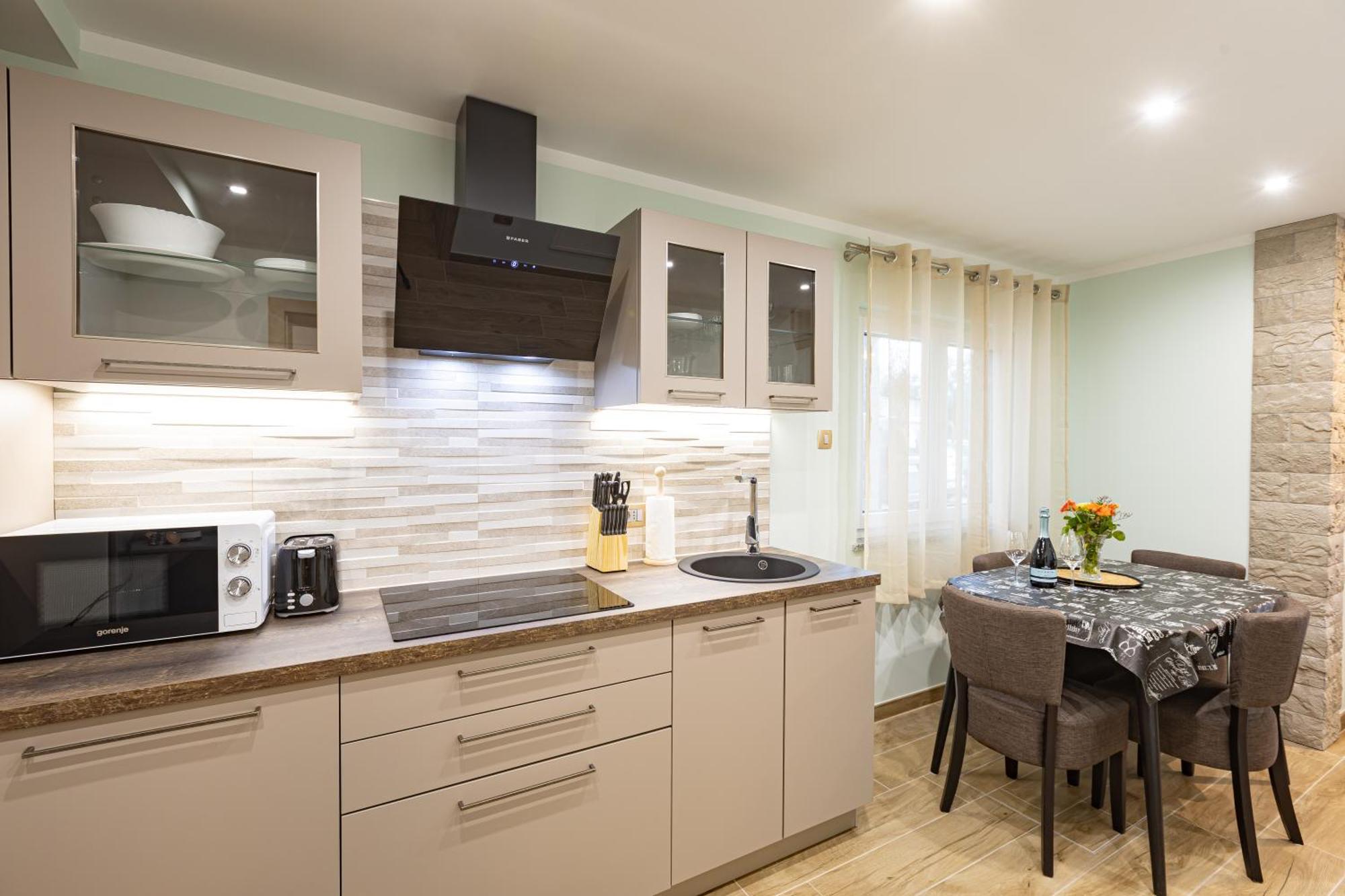 Adriatic Bay Apartments Порторож Экстерьер фото